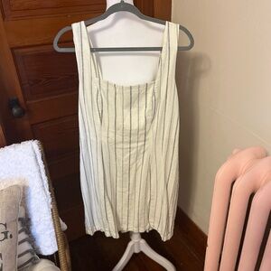Old Navy Textured White and Black Striped Top
